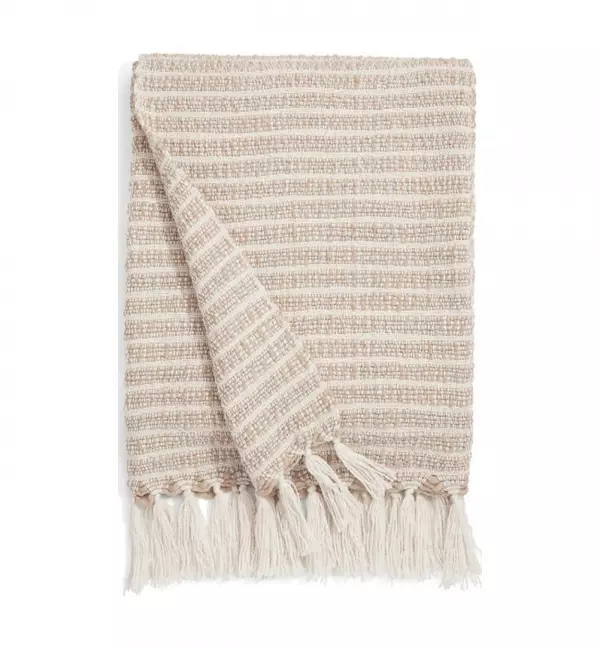 Throws_img (1)